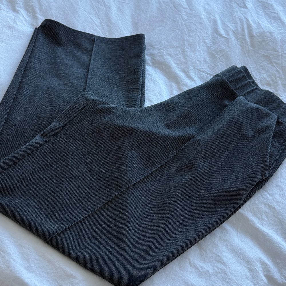 H&M Women's Straight Leg Pants in Charcoal Gray